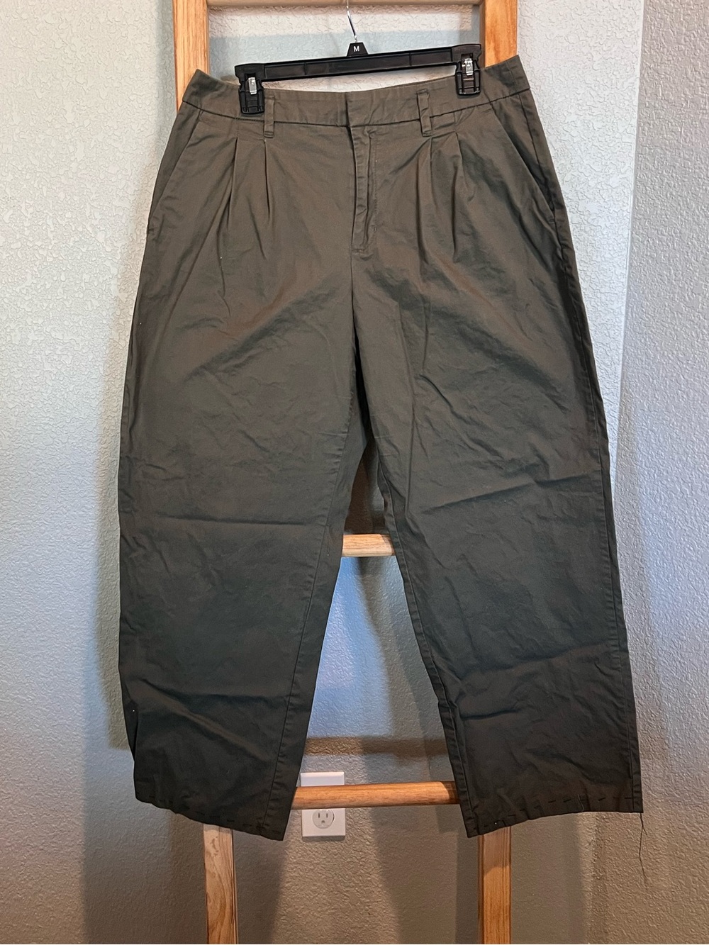 A New Day Olive Green High Rise Pleated Straight Chino Pants Size 10